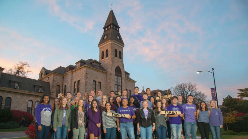 group in front of Anderson hall