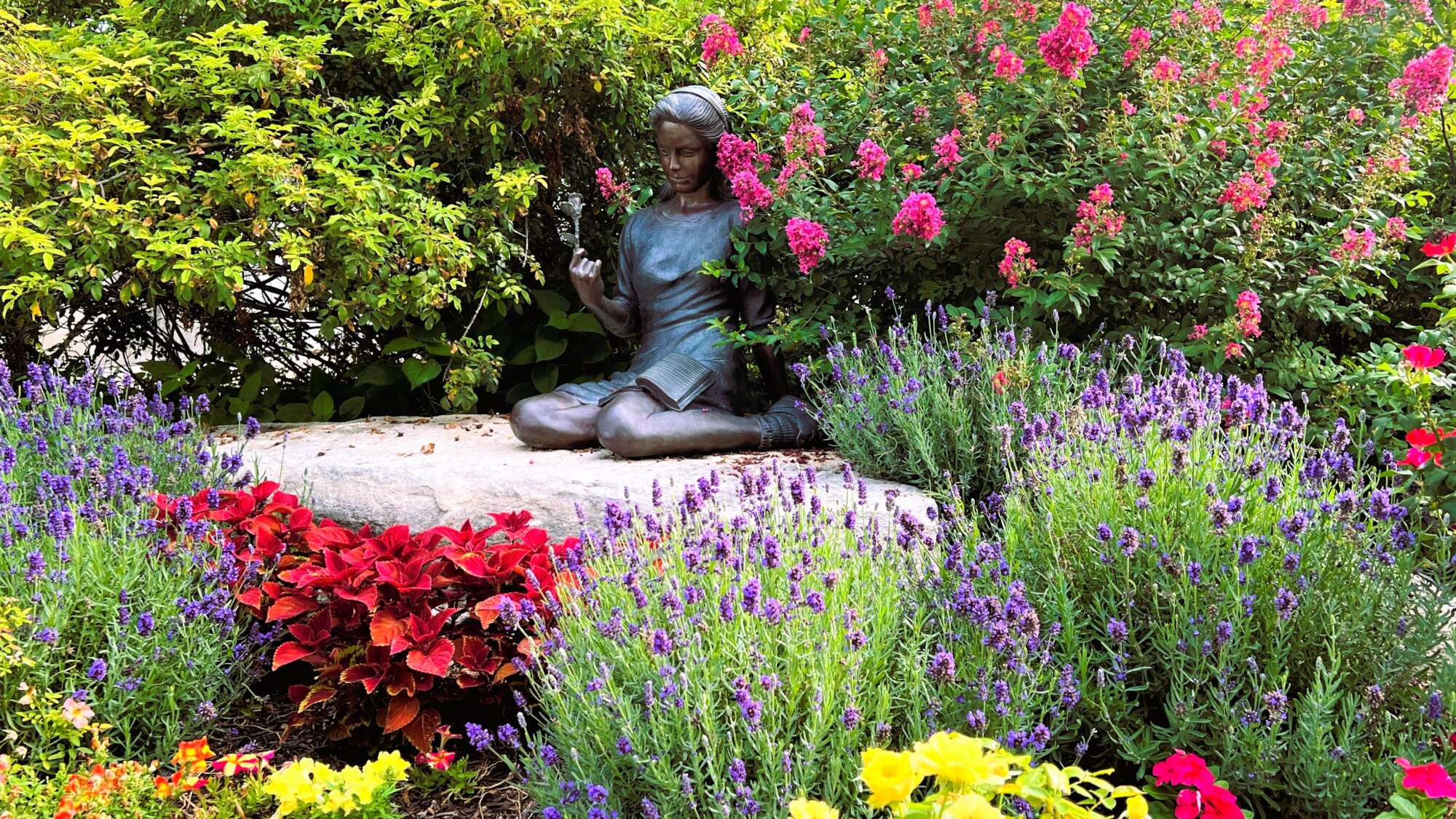k-state gardens rose garden with sculpture