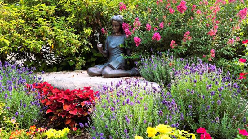 k-state gardens rose garden with sculpture